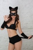 M  catwoman    -   !         ,    .  ,     .